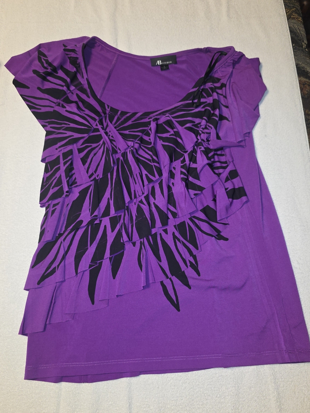 NewWTags AB Studio Purple Short Sleeve Ruffle Front Top with Black Leaf Print